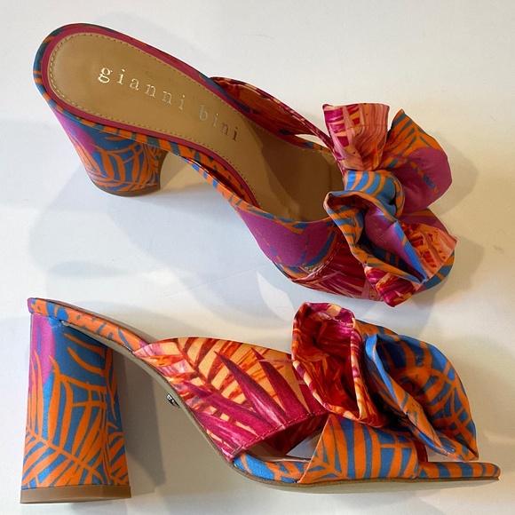 Gianni Bini Shoes - GIANNI BINI Keily Palm Printed Bow Detail Block Heel Dress Sandal Size 7.5